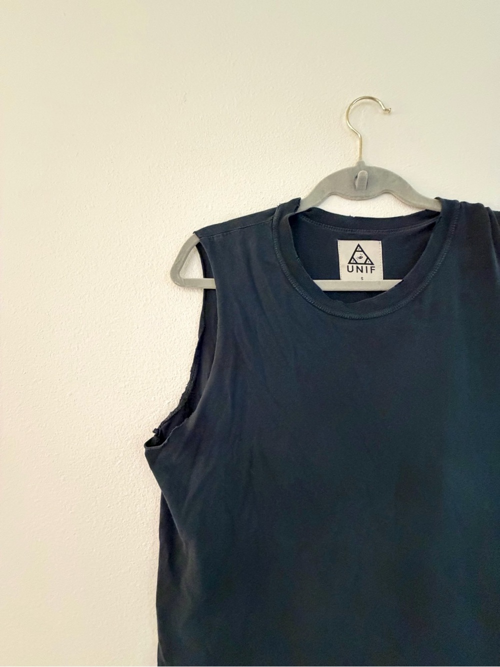 UNIF RARE Black Distressed Oversized Sleeveless Cutoff Shirt Grunge size small - Picture 8 of 13